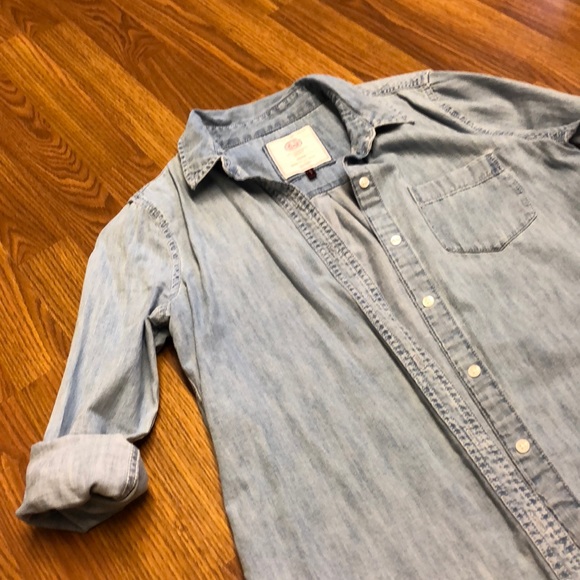 Medium blue button up shirt - Picture 2 of 4